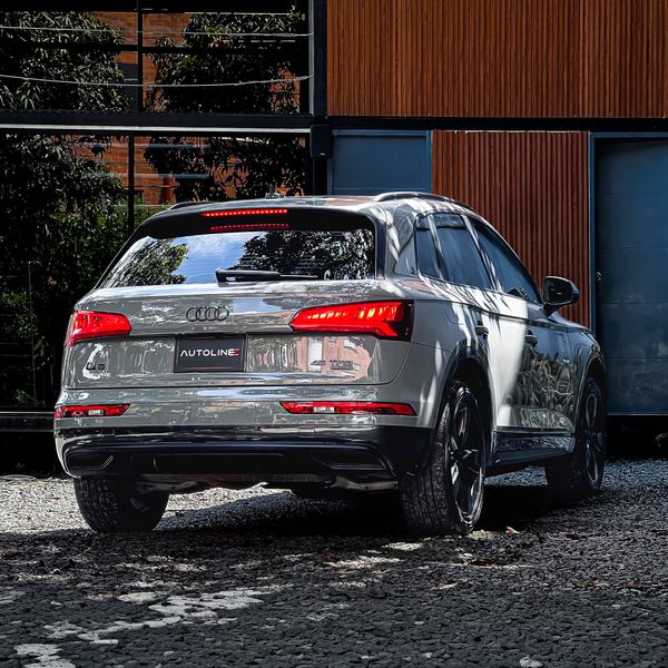 Audi Q5 TFSI Quattro Ambition 2020 - imagen secundaria 2