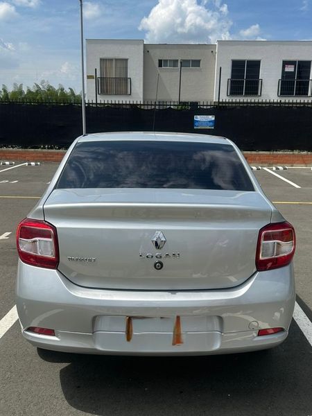 Renault Logan 2018 - imagen secundaria 2