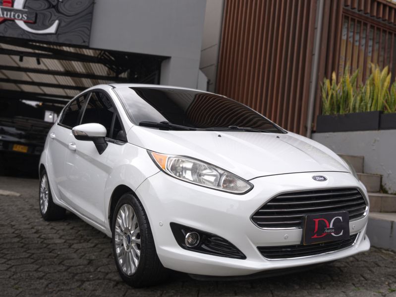 Ford Fiesta Titanium 2014 - imagen secundaria 1