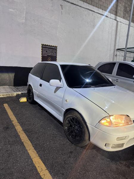 Suzuki Swift Twicam 1.3 mod 93 - imagen secundaria 1