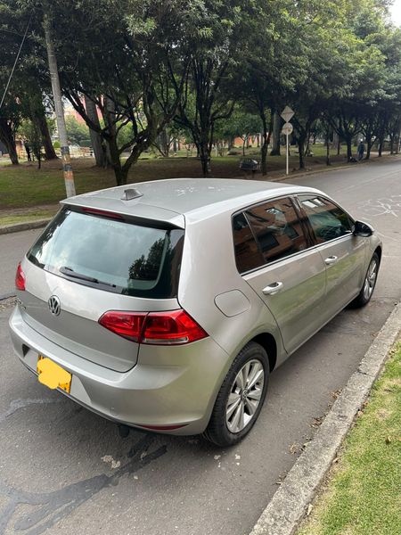 VOLKSWAGEN GOLF 2015 TRENDLINE - imagen secundaria 1