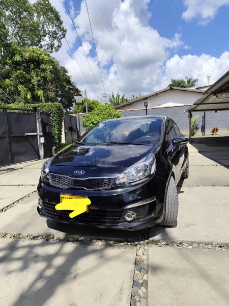 KIA RIO R SEDAN 2017 SUMMA 1250cc - imagen secundaria 2