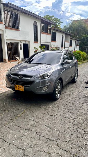 Hyundai tucson ix35 la mas full - imagen secundaria 2