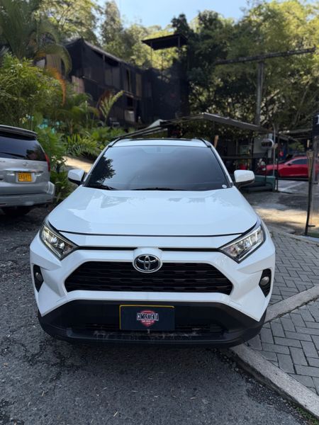 Toyota rav4 street xle 2020 - imagen secundaria 1