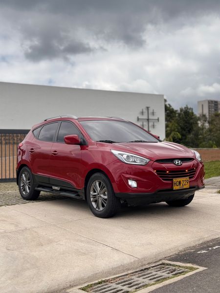 HYUNDAI TUCSON IX35 GL LIMITED 4WD AT 2014 - imagen secundaria 1
