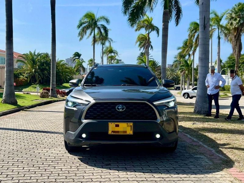 Toyota Corolla Cross Híbrida 2023 - imagen 1