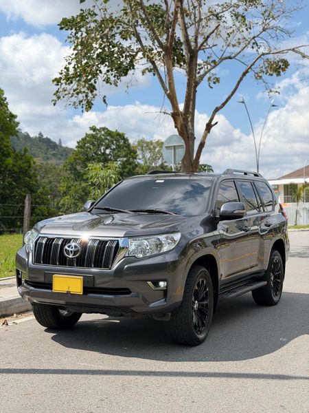 Toyota Prado txl 2021 gasolina 4x4 4.0 - imagen 1