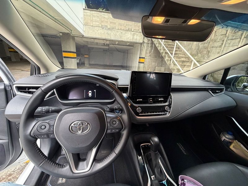Toyota Corolla SEG HIBRIDO - imagen secundaria 2