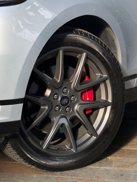 Land Rover Range Rover Velar P400e 2.0 - imagen secundaria 1