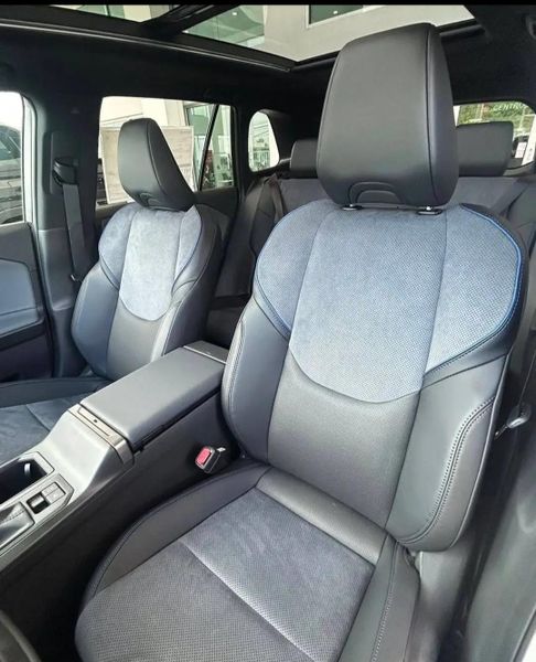 Toyota RAV4 Limited 2026 - imagen secundaria 2