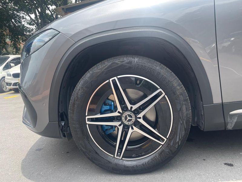 Mercedes-Benz Clase Eq Eqa 350 4Matic - imagen secundaria 2