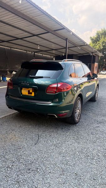 Porsche Cayenne S híbrida 2012 - imagen secundaria 1