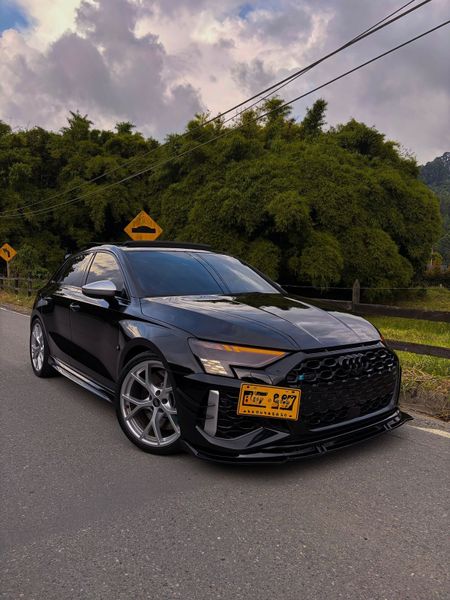 VENDO AUDI RS3 45M en extras - imagen secundaria 2