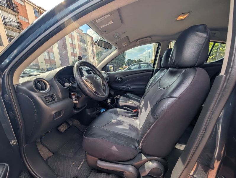 Nissan Versa Advance - imagen secundaria 2