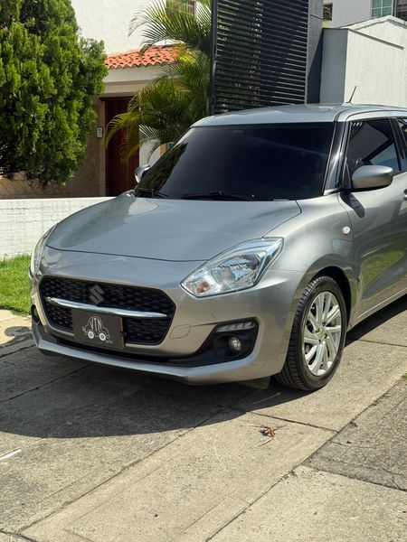 Suzuki Switf Híbrido - imagen secundaria 1
