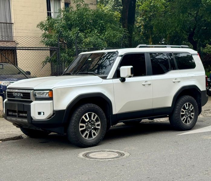 Toyota Prado Txl 2025 - imagen secundaria 1