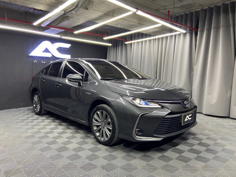 Toyota Corolla 1.8 Xe-i Híbrido - imagen secundaria 2