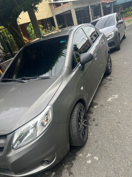 Chevrolet SAIL LT 2016 - imagen secundaria 1