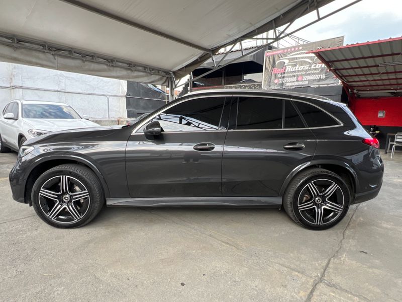 MERCEDES-BENZ GLC 300 2024 4MATIC AMG LINE HÍBRIDA - imagen secundaria 1