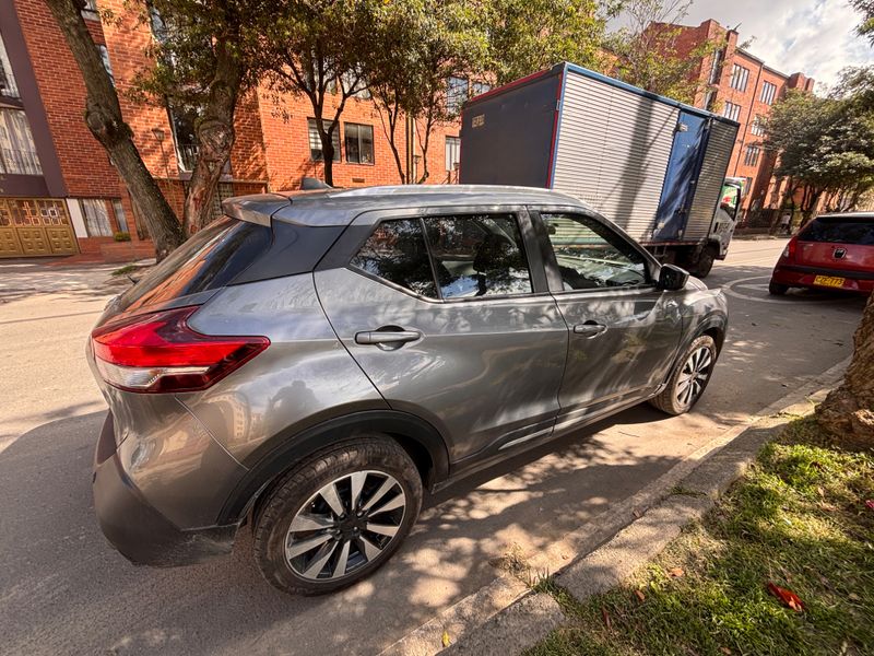 Oportunidad Nissan Kicks 2018 Económica y Moderna en Bogotá - imagen secundaria 1