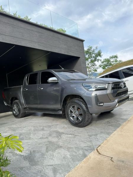 Toyota hilux 2022 diesel 2.4 automática 4x4 - imagen secundaria 1