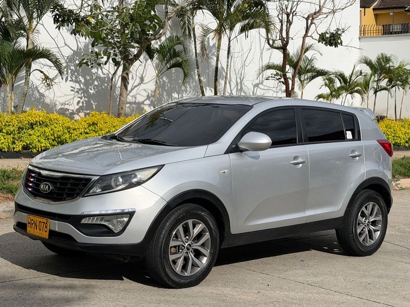 Kia Sportage Revolution 2015 automática - imagen secundaria 1