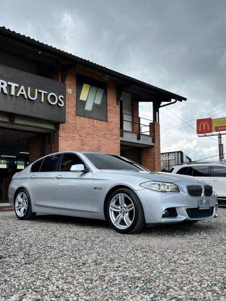 BMW 520i 2.0 2013 - imagen secundaria 2