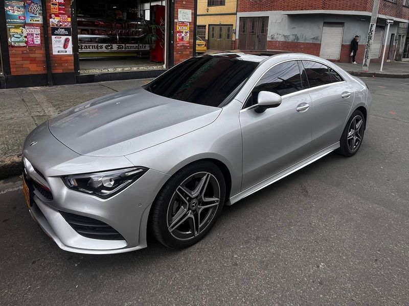 Mercedes Benz CLA 200 - imagen 1