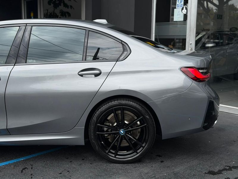BMW Serie 3 2.0 330E G20 PAQUETE M - imagen secundaria 2
