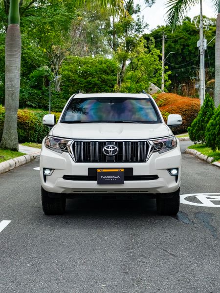 Toyota Prado TXL - imagen secundaria 1