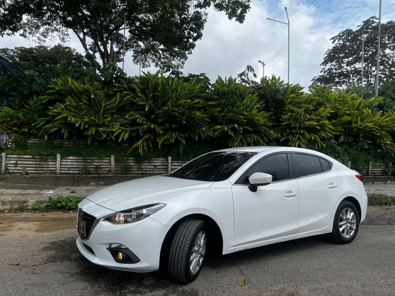 MAZDA 3 TOURING - imagen secundaria 1