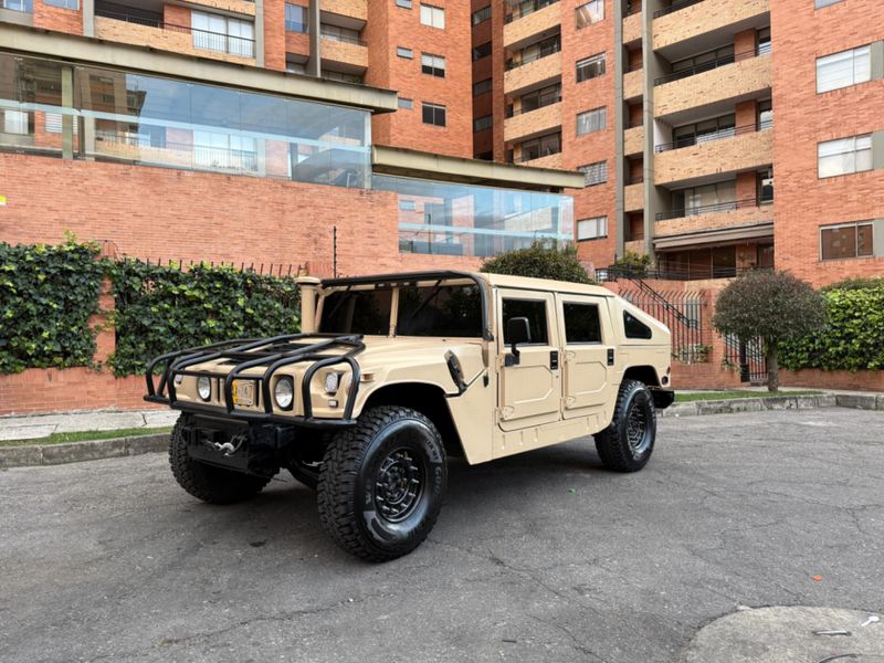 Hummer H1 - imagen secundaria 1