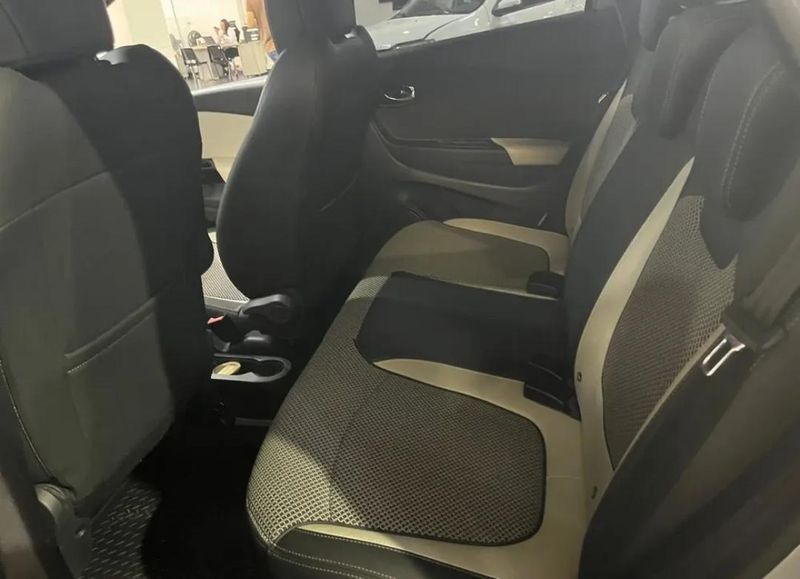Renault Captur intens 2022 - imagen secundaria 2