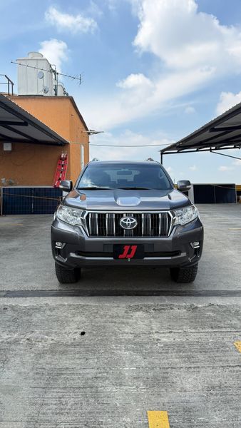 Toyota prado TXL 2020 - imagen secundaria 2