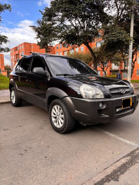 Vendo hermosa Hyundai Tucson 2008 - imagen secundaria 2