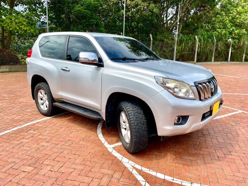 TOYOTA PRADO TX 2012 - imagen secundaria 2