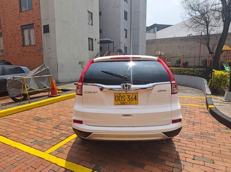 Honda CR-V 4WD - imagen secundaria 2