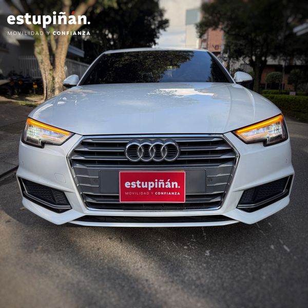 AUDI A4 ATTRACTION S LINE 1.4 TFSI GASOLINA - 2019 - imagen secundaria 1