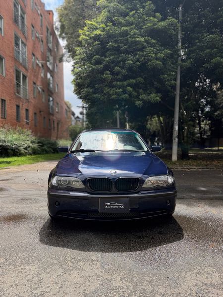 BMW 330I - imagen secundaria 1