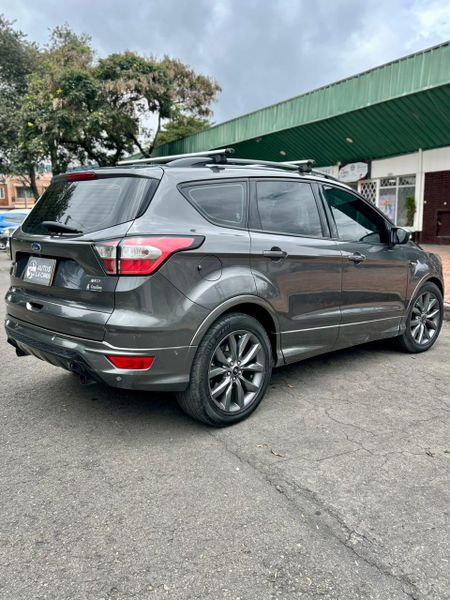 FORD ESCAPE  ST-LINE TP 2.0cc 4X4 MOD 2020    APLICA FINANCIACION - imagen secundaria 2