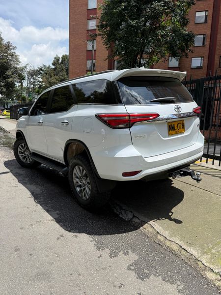 Toyota fortuner SRV suspensión dobinson - imagen secundaria 1