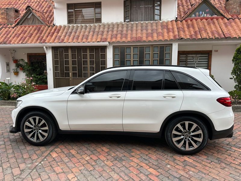 MERCEDES BENZ GLC250 4MATIC - imagen secundaria 2