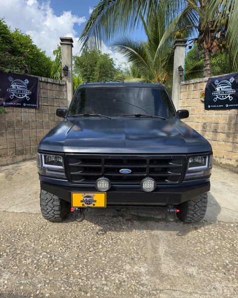 FORD BRONCO TURBO DIÉSEL - imagen secundaria 1
