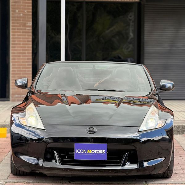 Nissan 370Z Roadster 2011 - 17 en Colombia - imagen secundaria 1