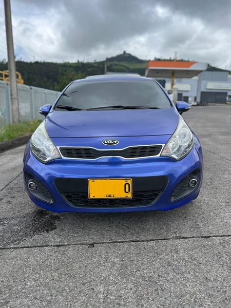Kia rio spice UB EX 2013 1.4 mecánico - imagen secundaria 1