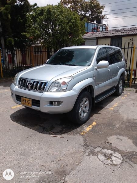 Toyota prado VX 2004 Diesel caja mecánica - imagen secundaria 1