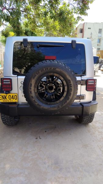 Jeep wlangler 2017 color gris - imagen secundaria 2