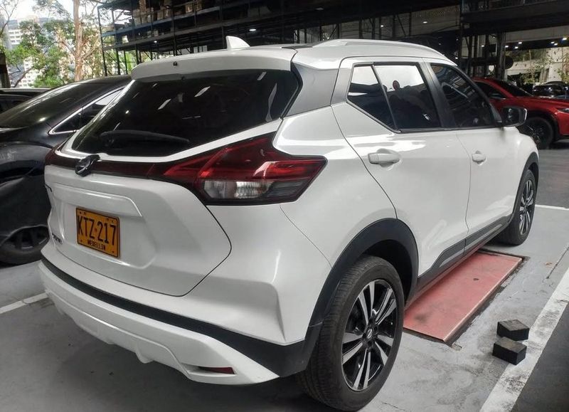 Nissan Kicks Advance 2022 - imagen secundaria 2