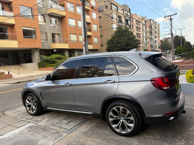 BMW X5 XDrive 35i Blindaje Nivel 2 plus - imagen secundaria 2
