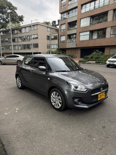 Suzuki Swift Hybrid 2023 - imagen secundaria 1
